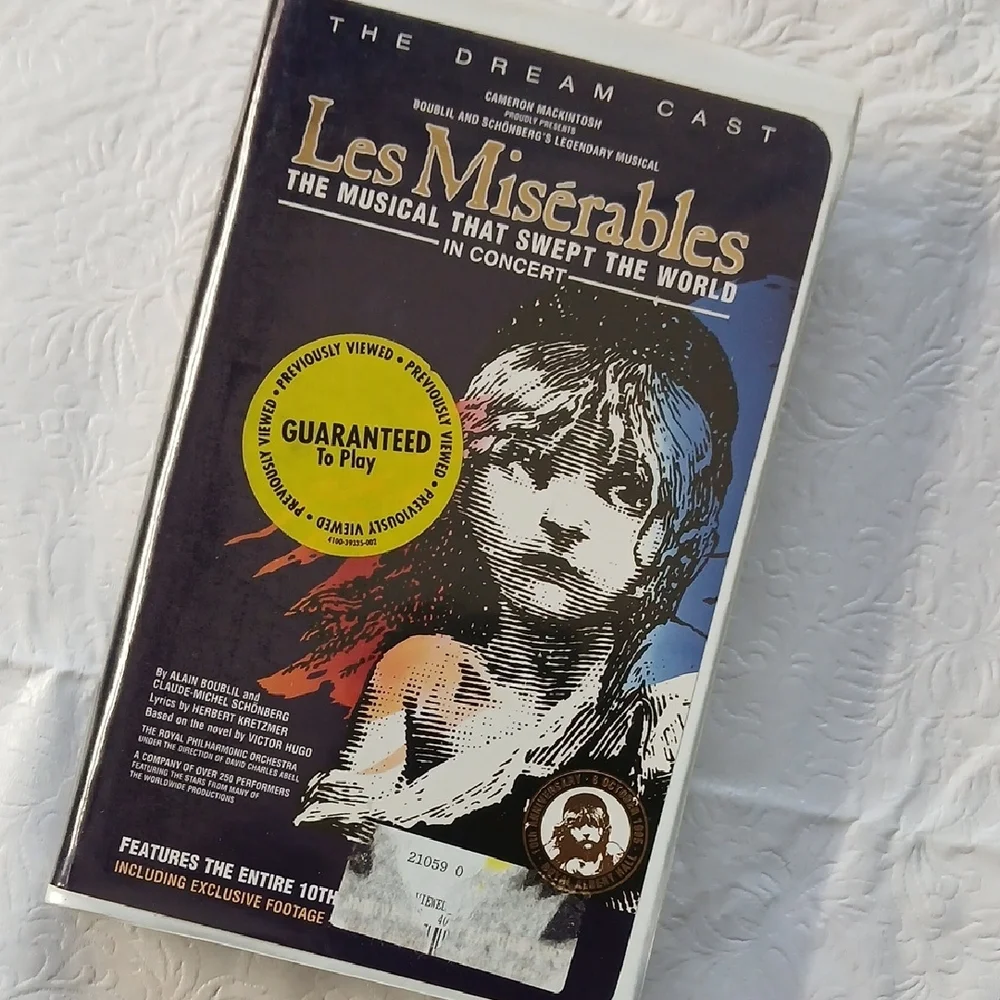 Les Misérables & Cats VHS Duo - Black, White, Yellow Accents